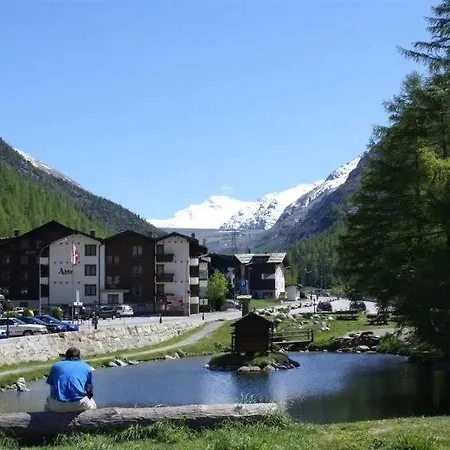 Saas-almagell Sleeps 7 Wifi Appartement *