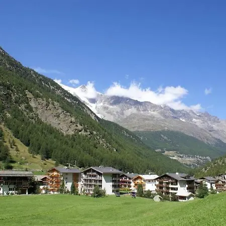 Saas-almagell Sleeps 7 Wifi Apartment *
